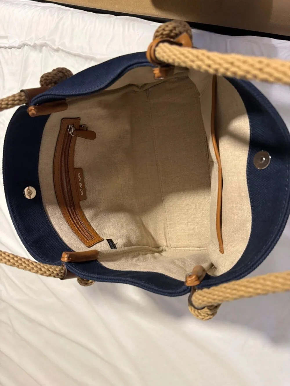 MICHAEL KORS ISLA Canvas Tote NAVY with Rope Handles and MK Charm